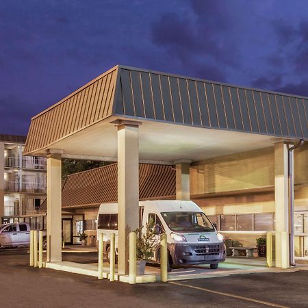 Days Inn By Wyndham Kenner/New Orleans Airport South Eksteriør billede
