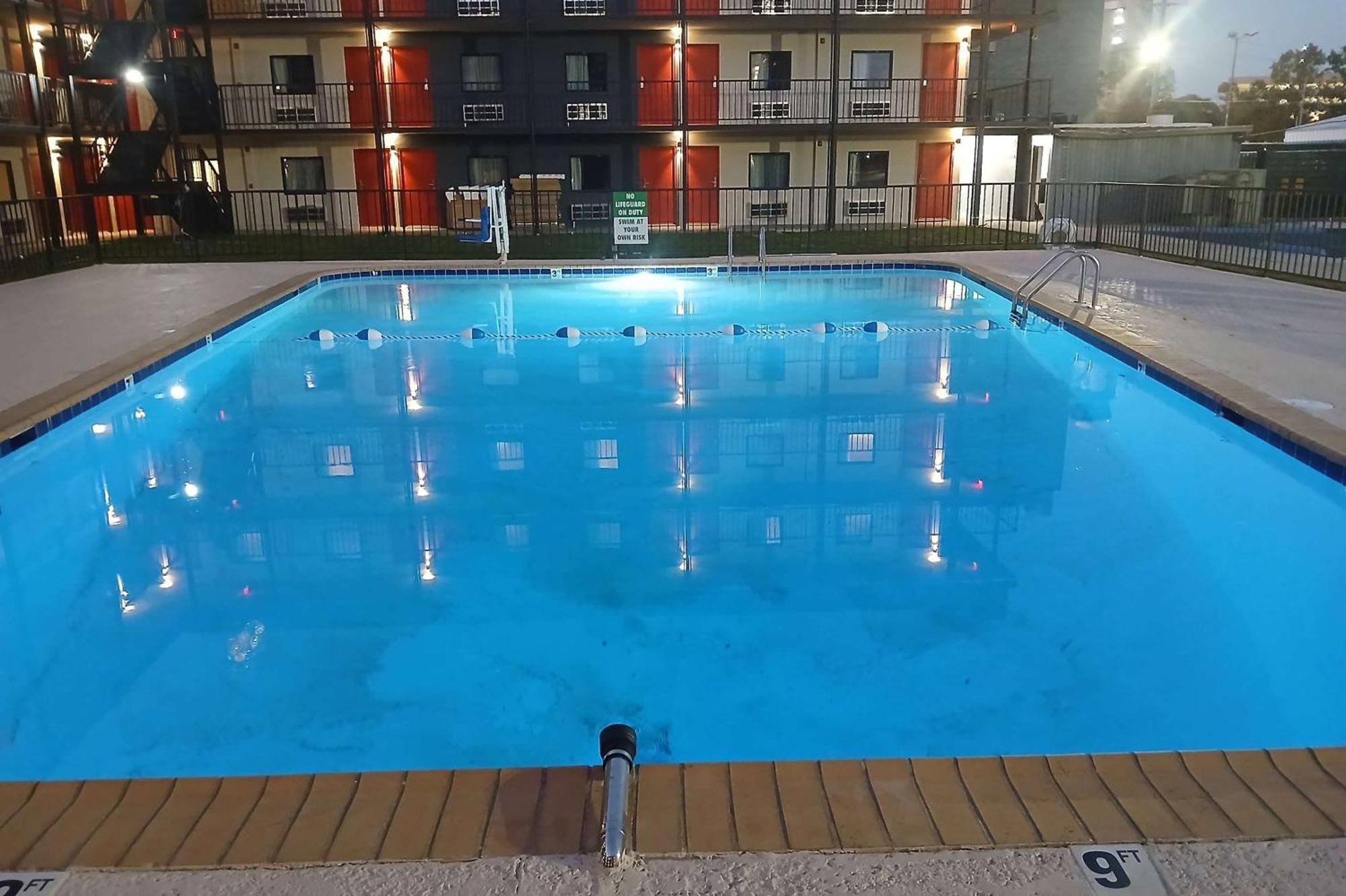 Days Inn By Wyndham Kenner/New Orleans Airport South Eksteriør billede